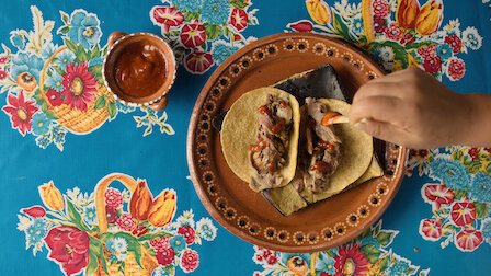 Watch Cristina Martรญnez. Episode 1 of Season 5.